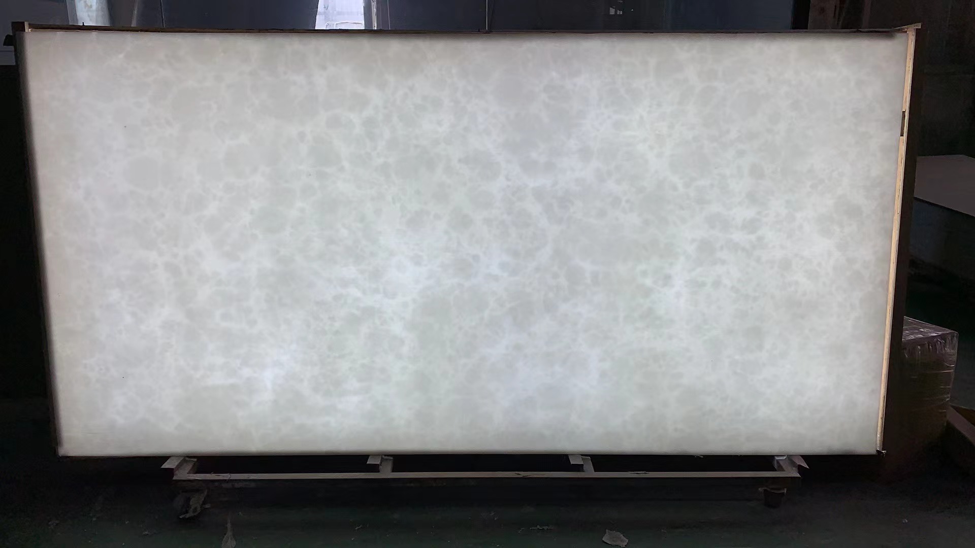 LFM-0005 Faux onyx panel